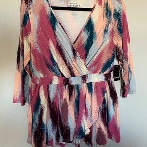 Torrid NWT Size 0 / 0X Blouse
